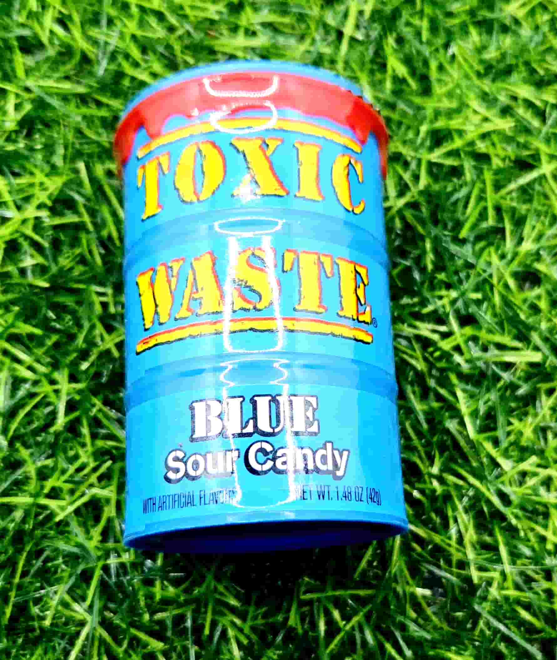 TOXIC WASTE SOUR CANDY BLUE DRUM