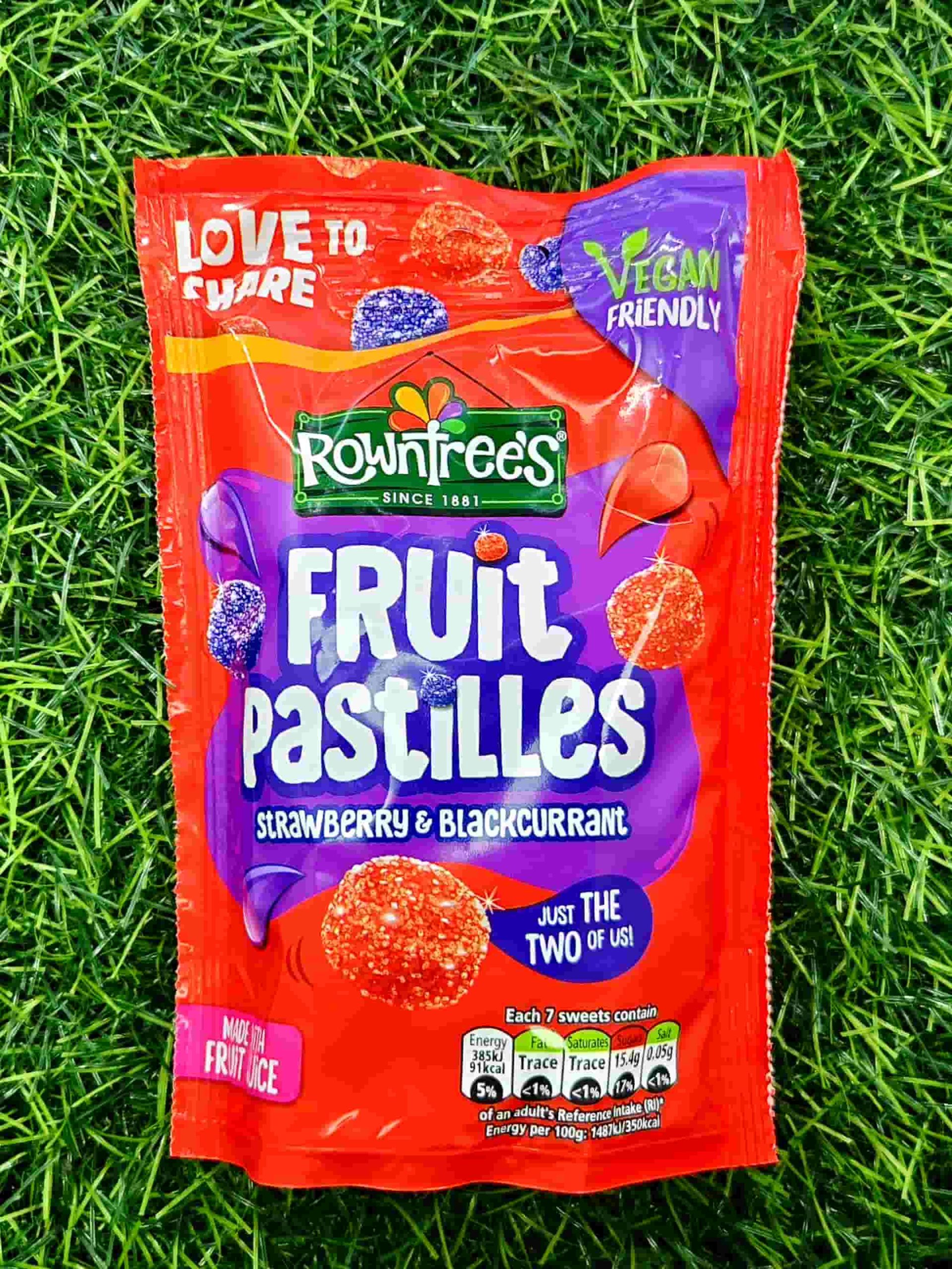 ROWNTREES STRAWBERRY & BLACKC POUCH