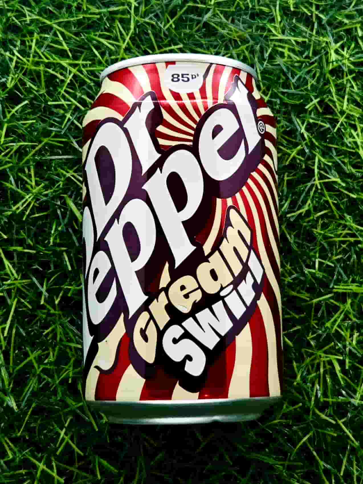 DR PEPPER CREAM SWIRL 330ML