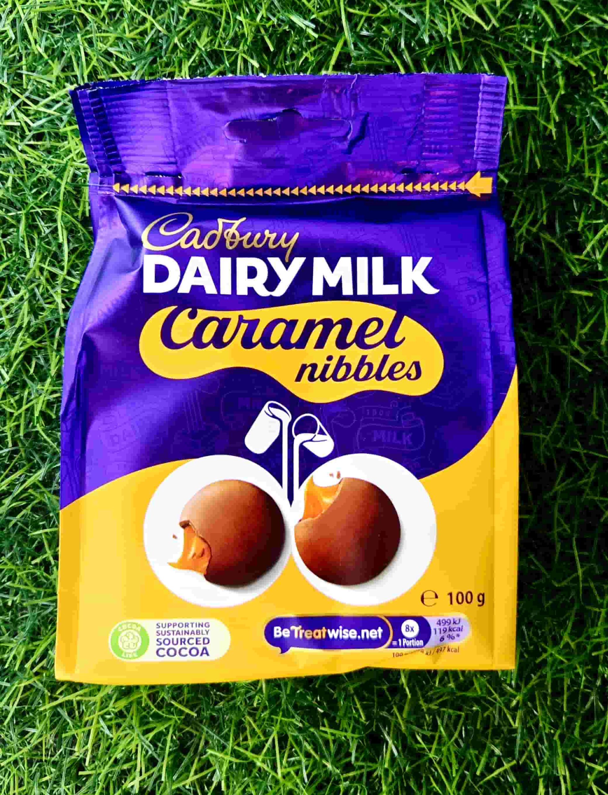 CADBURY CARAMEL NIBBLES POUCH 100G