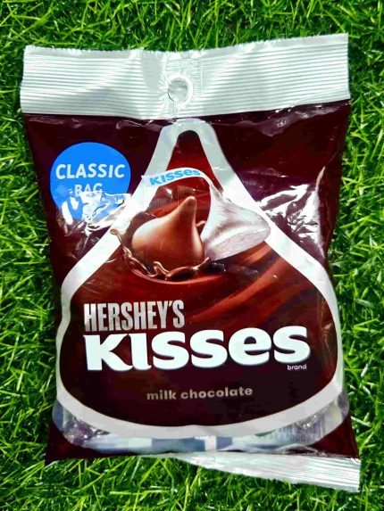 HERSHEYS KISSES MILK CHOC PEG BAG 150G